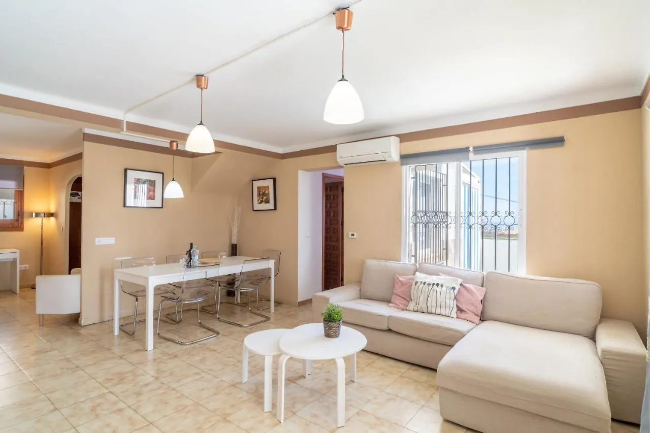 Villa Kenny Private Pool Casasol 内尔哈