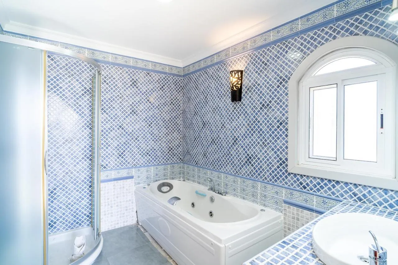 Villa Kenny Private Pool Casasol 内尔哈